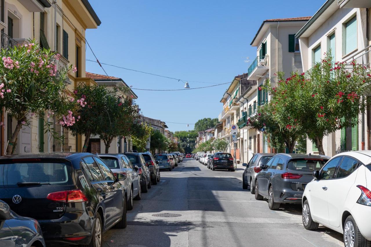 Appartamento Marco Polo Viareggio Exterior foto